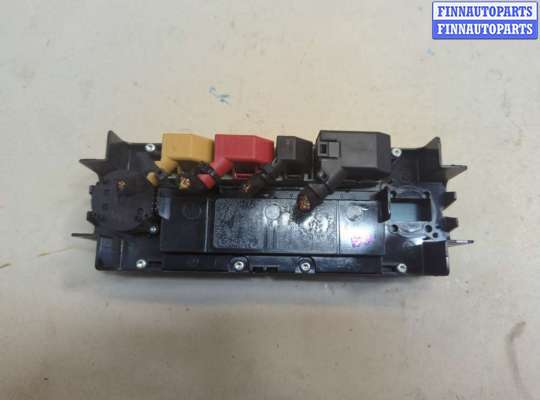 купить Переключатель отопителя (печки) на Volkswagen Passat 5 2000-2005