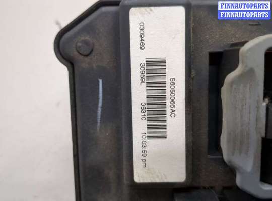 купить Блок предохранителей на Jeep Grand Cherokee 2004-2010