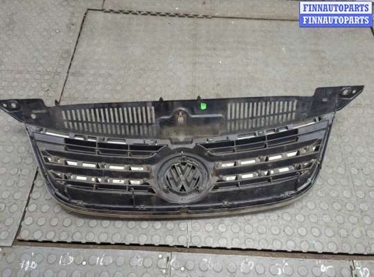 купить Решетка радиатора на Volkswagen Tiguan 2007-2011