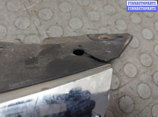 купить Решетка радиатора на Volkswagen Tiguan 2007-2011