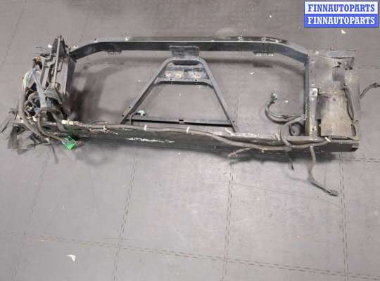 купить Рамка передняя (телевизор) на Chevrolet Tahoe 1999-2006