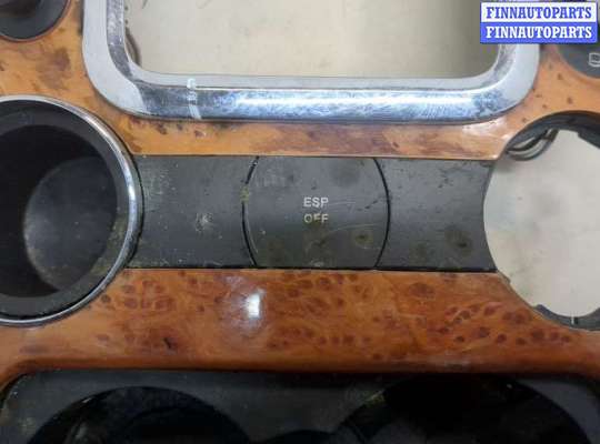 купить Рамка под кулису на Volkswagen Touareg 2002-2007