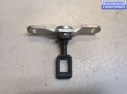 купить Замок багажника на Volkswagen Touareg 2002-2007