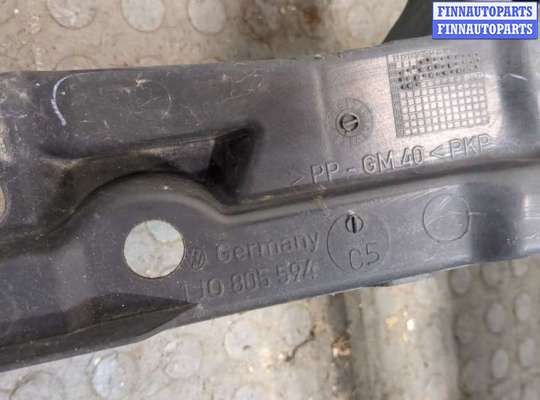 купить Рамка передняя (телевизор) на Volkswagen Golf 4 1997-2005
