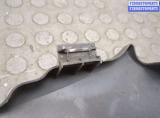 купить Накладка замка капота на Ford Focus 2 2005-2008