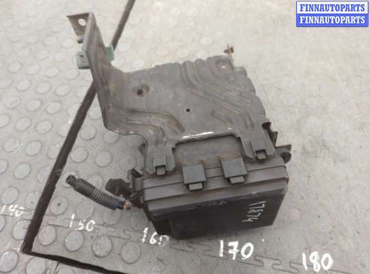 купить Блок предохранителей на Acura MDX 2006-2013