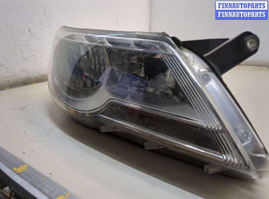 Фара передняя на Volkswagen Tiguan I (5N)