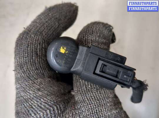 купить Форсунка топливная на Citroen C5 2004-2008