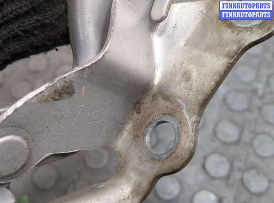купить Петля капота на Toyota Corolla E12 2001-2006