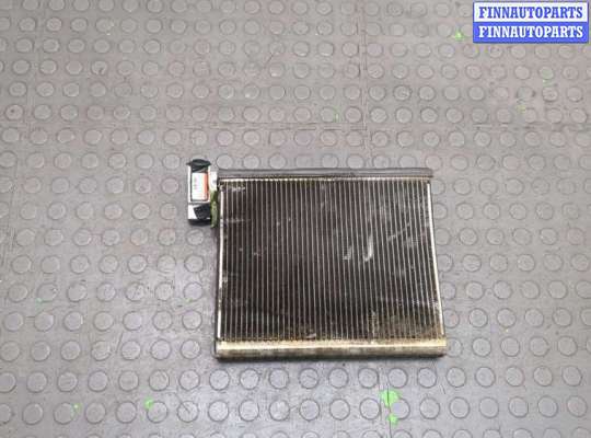 купить Радиатор кондиционера салона на Toyota 4 Runner 2003-2009