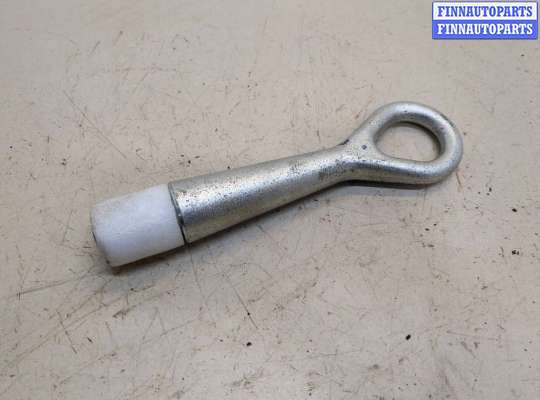 купить Крюк буксировочный на Mitsubishi ASX 2010-2020