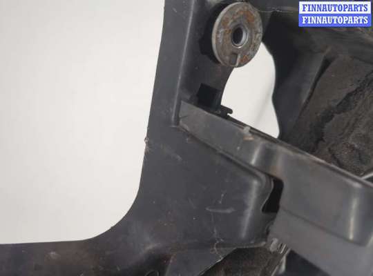 купить Рамка передняя (телевизор) на Audi A6 (C6) 2004-2011