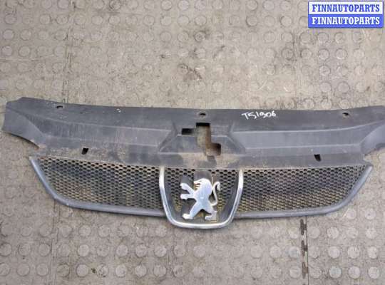 купить Решетка радиатора на Peugeot 406 1999-2004