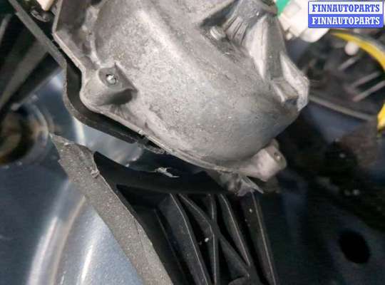 купить Фонарь дополнительный (стоп-сигнал) на Dacia Duster 2010-2017