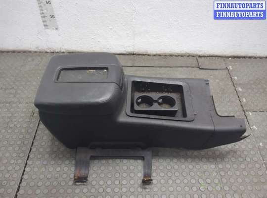 купить Консоль салона (кулисная часть) на Chevrolet Tahoe 2006-2014