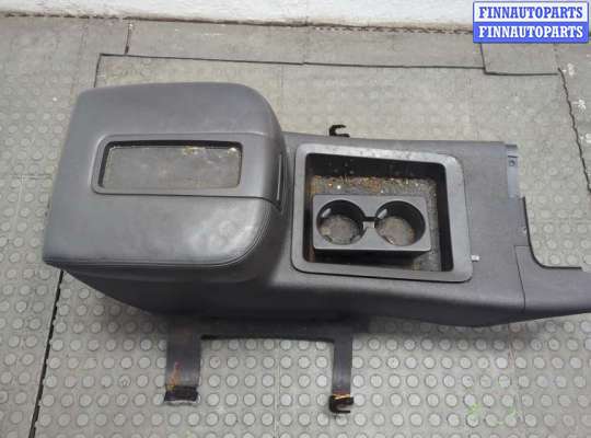 купить Консоль салона (кулисная часть) на Chevrolet Tahoe 2006-2014