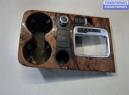 купить Рамка под кулису на Volkswagen Touareg 2010-2014