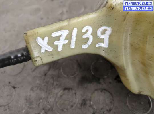 купить Бачок гидроусилителя на Ford Fusion 2002-2012