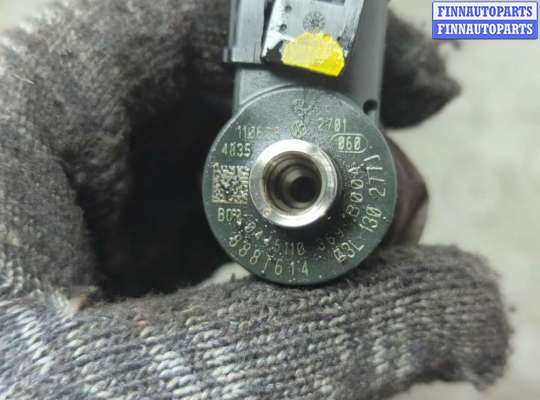 Форсунка топливная на Audi A3 (8P)