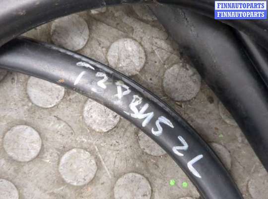 купить Уплотнитель на Mazda 3 (BP) 2019-2025