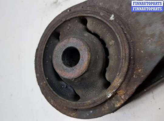 Подушка ДВС на Toyota Prius II