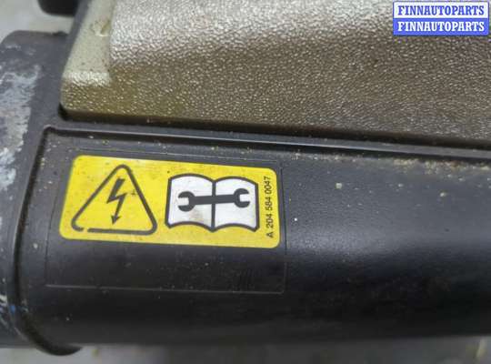 Корпус воздушного фильтра на Mercedes-Benz CLS (C219)