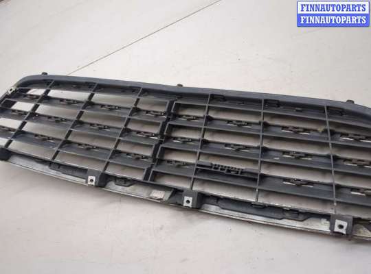 купить Решетка радиатора на Mercedes C W203 2000-2008