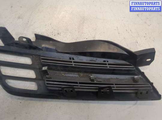 купить Решетка радиатора на Nissan Micra K12E 2002-2010