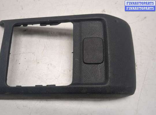 Пластик центральной консоли VG2498958 на Volkswagen Scirocco 2008-