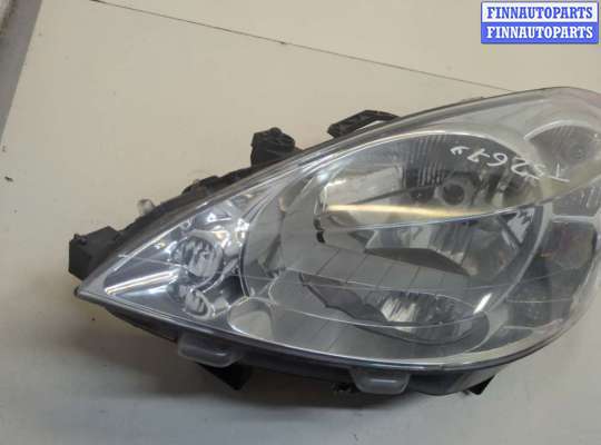 Фара передняя на Peugeot Partner II Tepee