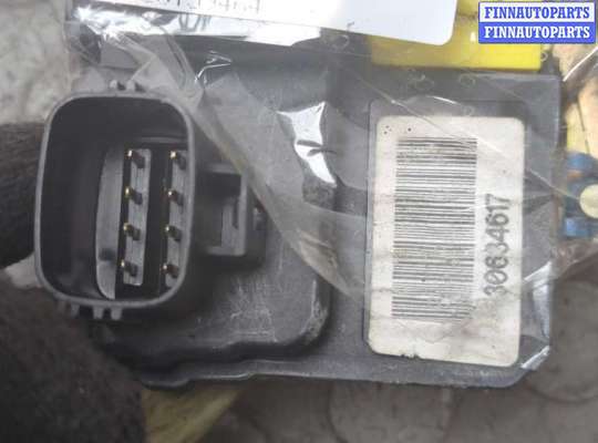 купить Замок двери на Volvo XC70 2000-2007