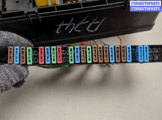 купить Блок предохранителей на BMW 5 E34 1988-1995