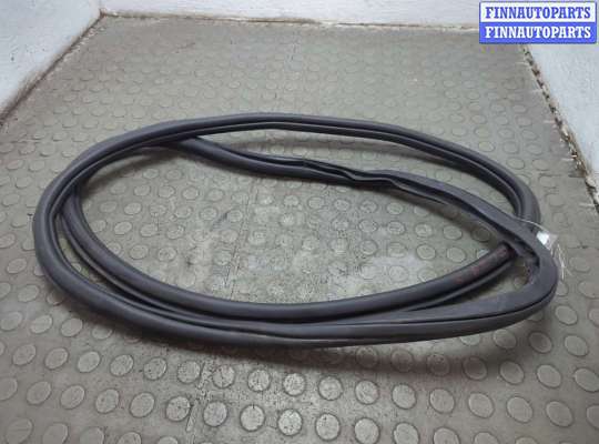 купить Уплотнитель на Volkswagen Polo 2009-2014