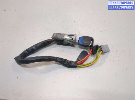 купить Замок зажигания на Renault Kangoo 1998-2008