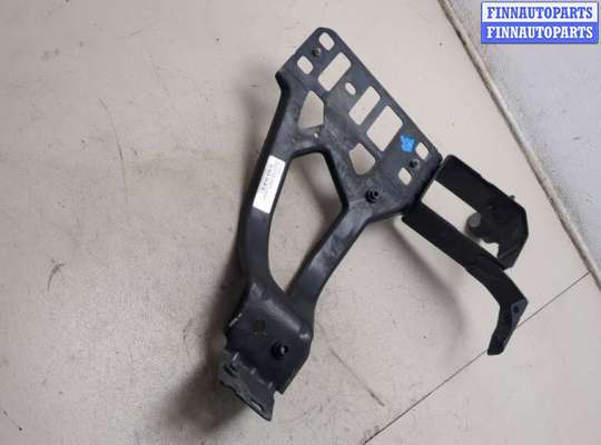 купить Кронштейн фары на BMW 5 E60 2003-2010