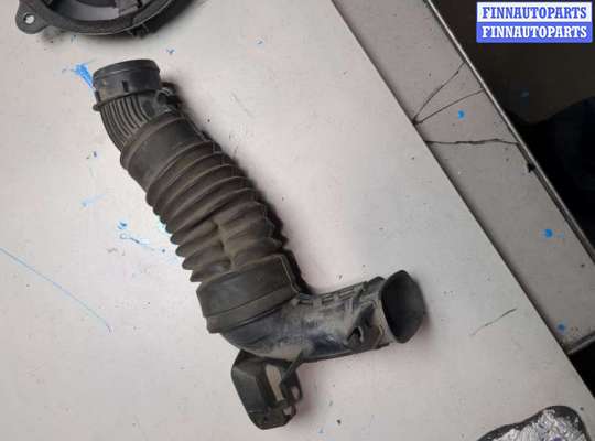 купить Воздухозаборник на Ford Fusion 2002-2012