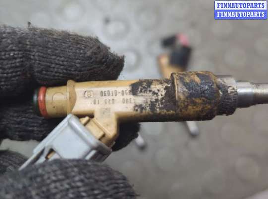 купить Форсунка топливная на Toyota Auris E15 2006-2012