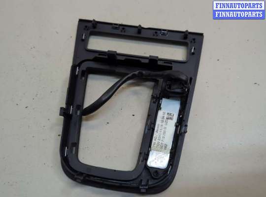 купить Рамка под кулису на Volkswagen Jetta 6 2010-2018