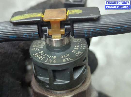 Форсунка топливная на SEAT Alhambra II (7N)