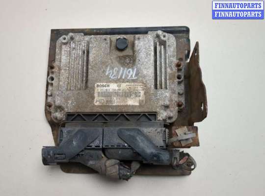 Блок управления двигателем OP2388764 на Opel Zafira B 2005-2014