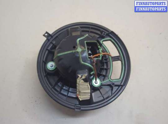 Мотор отопителя на BMW X3 (F25)