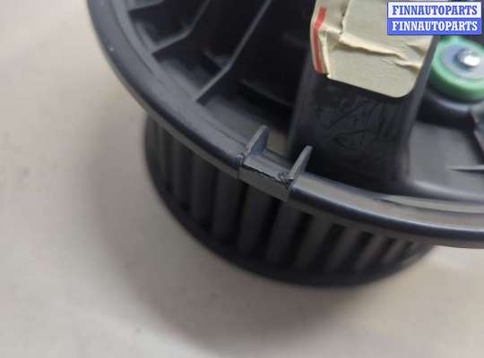 Мотор отопителя на BMW X3 (F25)