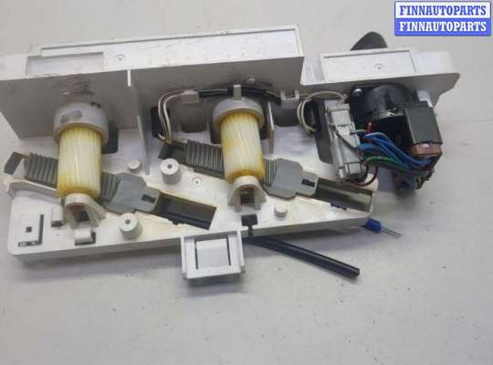 купить Переключатель отопителя (печки) на Honda HRV 1998-2006
