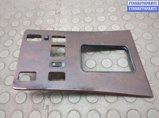 купить Пластик центральной консоли на Mercedes S W126 1979-1991