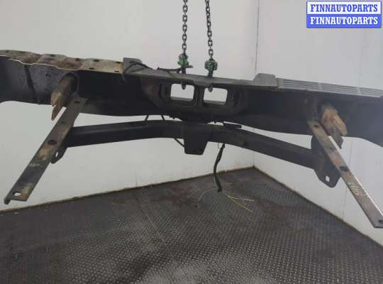 Бампер задний на Toyota Tundra I