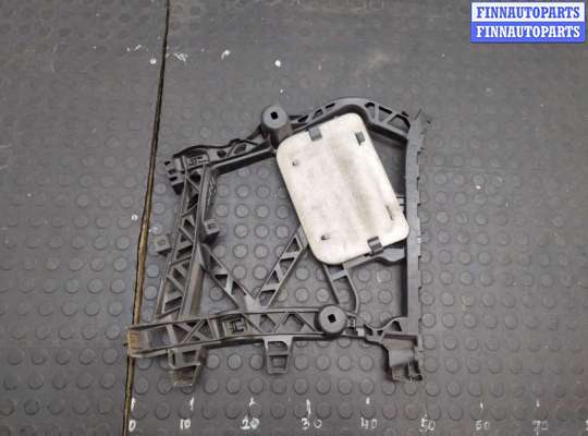 Купить Кронштейн бампера на Mercedes GL X166 2012-2016 Кронштейн бампера MB1683453 на Mercedes GL X166 2012-2016