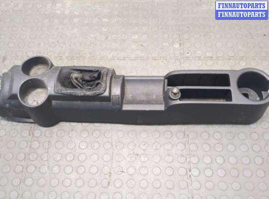 купить Консоль салона (кулисная часть) на Hyundai Getz 2002-2011