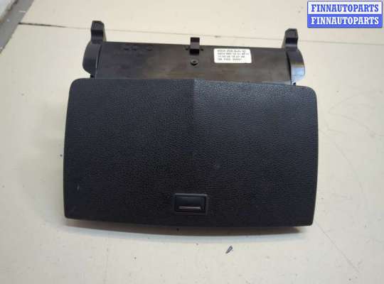 купить Дисплей компьютера (информационный) на Mercedes C W204 2006-2015