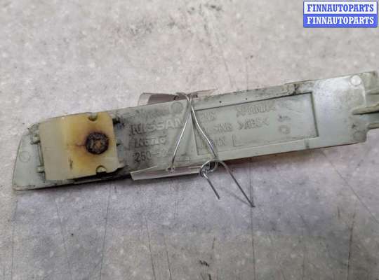 Фонарь габаритный в бампер на Infiniti FX II / QX70 (S51)