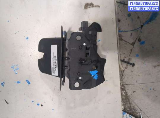 Замок багажника AU1621884 на Audi Q7 2005-2015